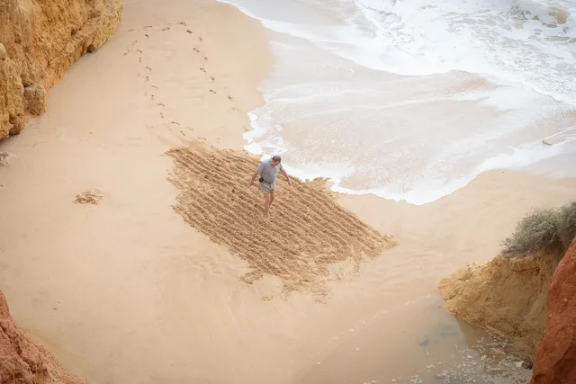 Sculpture by the sea, Cottesloe 2021
