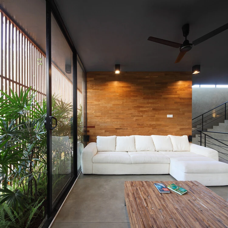 Screened Sculpture House / Anushka Dassanayake - Interior photography, bedroom, beam