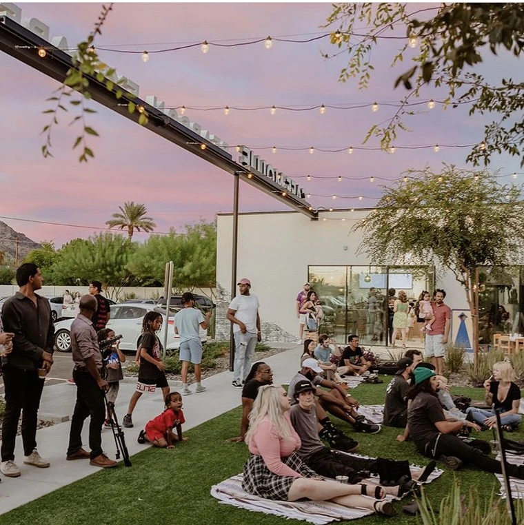 Relaxâ€¦ it's open mic night in front of CafÃ© Mollie.  - COFFEE MOLLIE