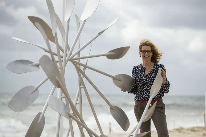 Sculptures by the Sea: the artist Subiaco Monia Allegre who returns to the exhibition in 2022 with a piece entitled 