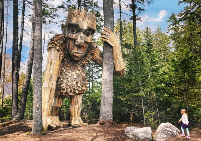Roskva by Thomas Dambo, Coastal Maine Botanical Gardens, Maine, USA.  Photo courtesy of Thomas Dambo